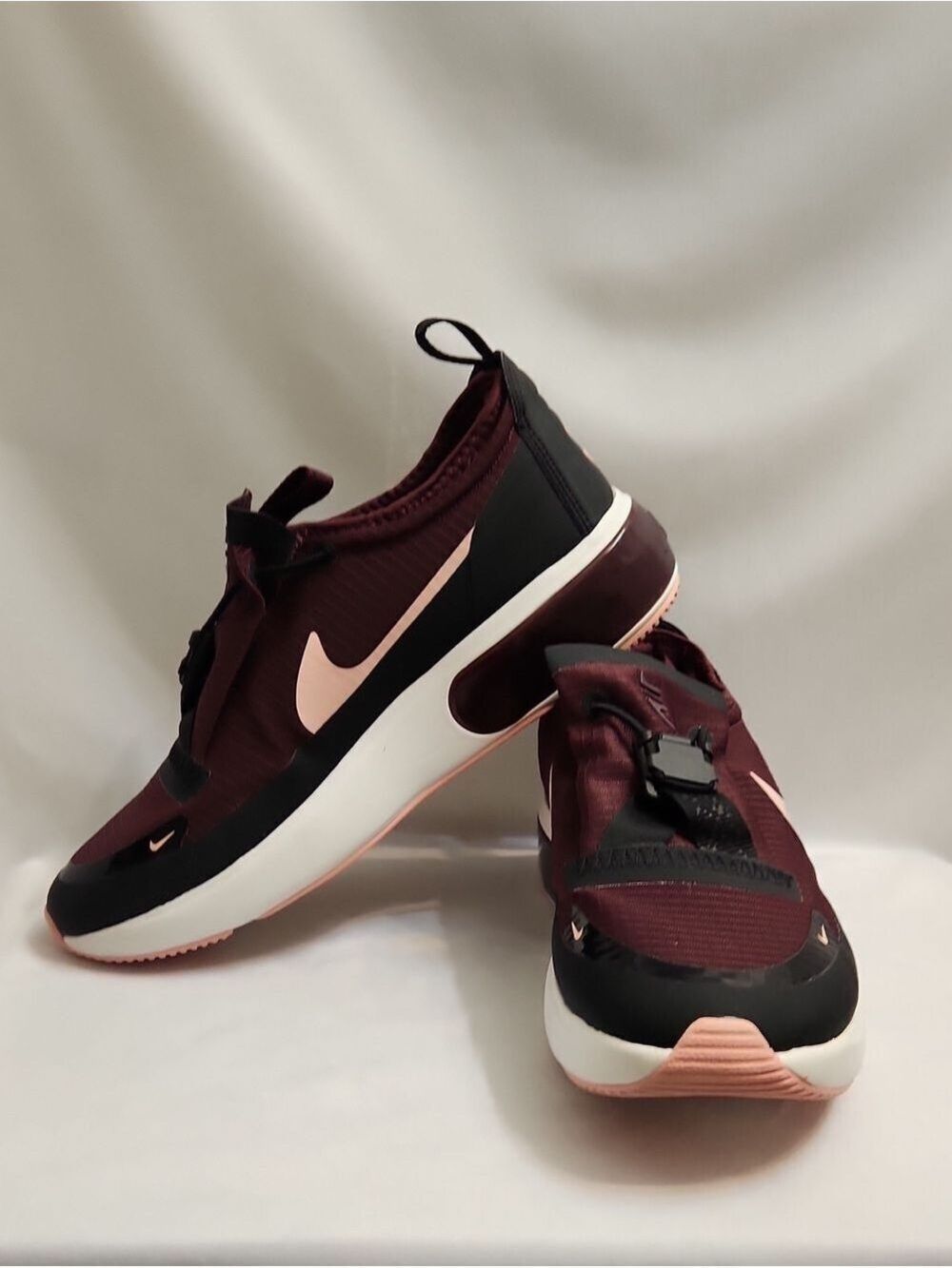 Nike Air Max Dia Winter Night Maroon Slip-On Athletic Sneakers (W Size 10)
